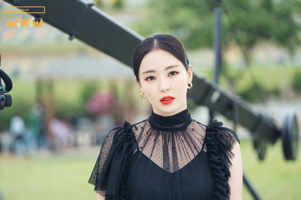 5 Drama Populer yang Dibintangi Lee Da Hee